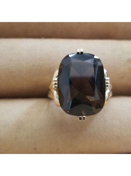 unbranded Accessories - Vintage 14K Gold Smoky Quartz Cocktail Ring, Beautiful Raised Stone Gold ring